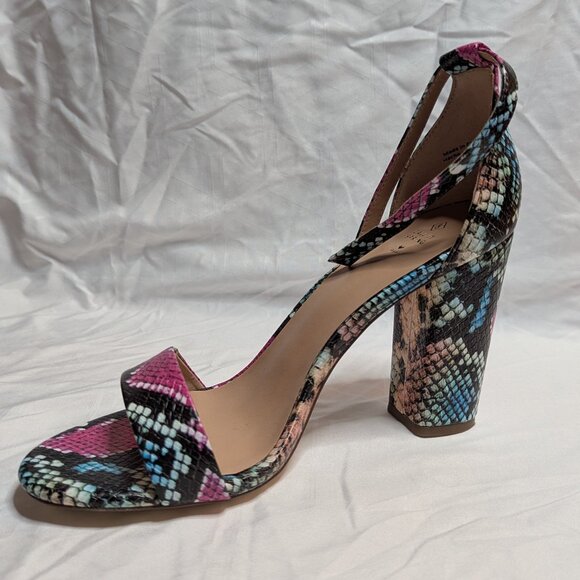 NWT Snake Skin Print Vegan Size 9 Block Heel - Picture 1 of 5